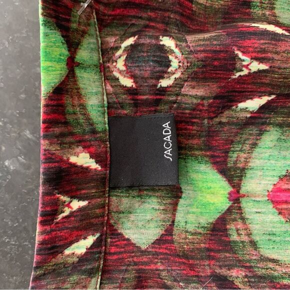 Sacada Abstract Red Green Long Sleeve Button Up Top Size Small - Picture 14 of 15